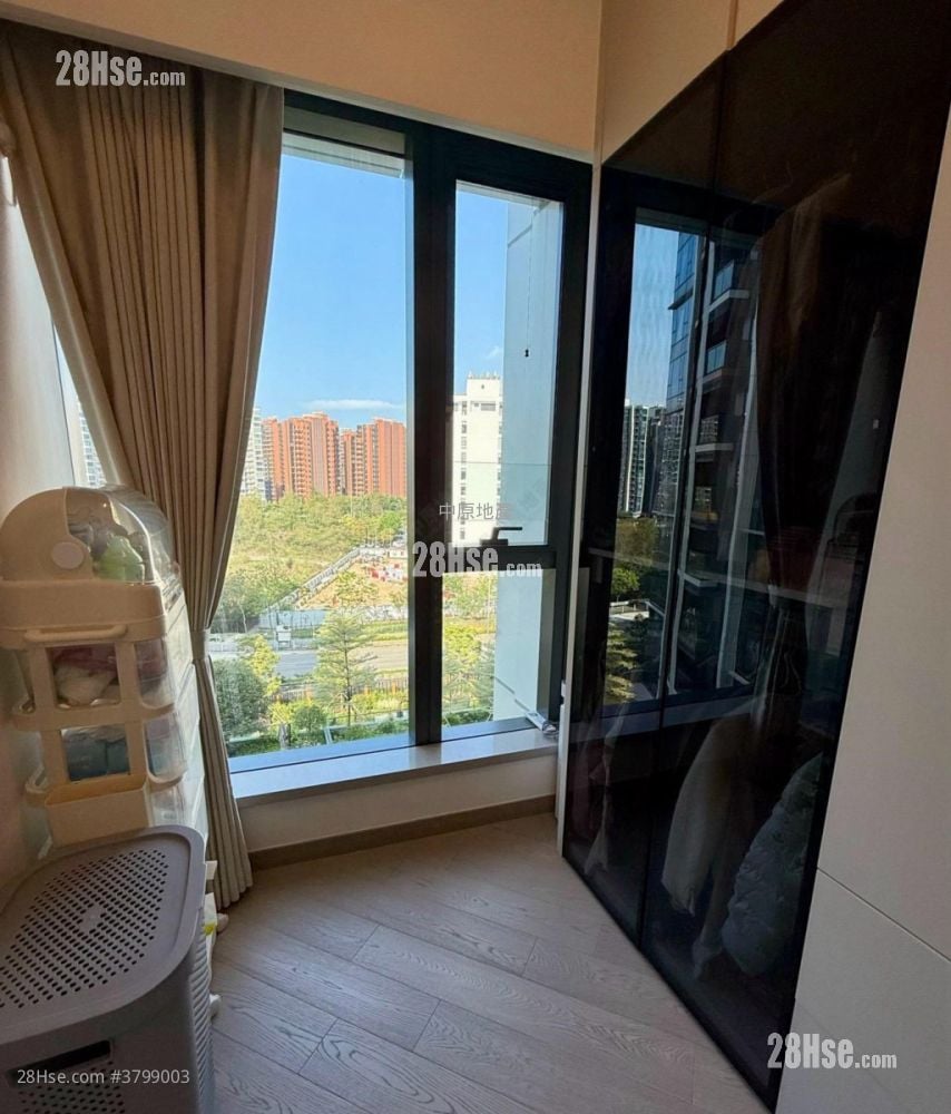 Silicon Hill Sell 3 Bedrooms 531 ft²