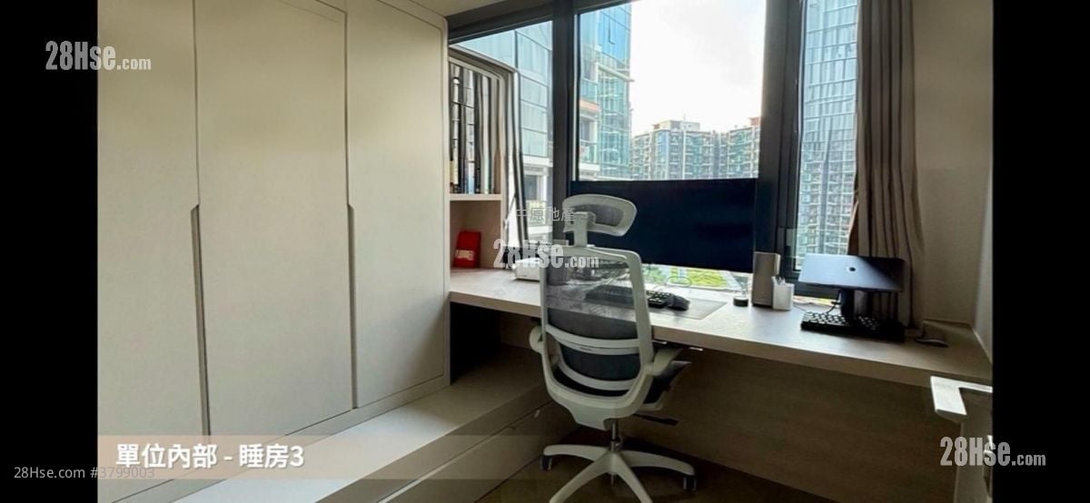 Silicon Hill Sell 3 Bedrooms 531 ft²