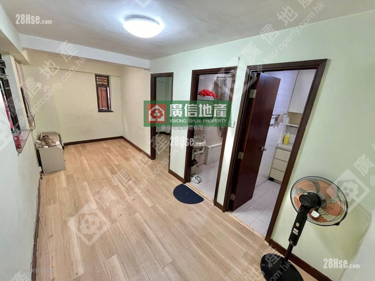 华伟大厦 售盘 1 房 , 1 浴室 321 平方尺