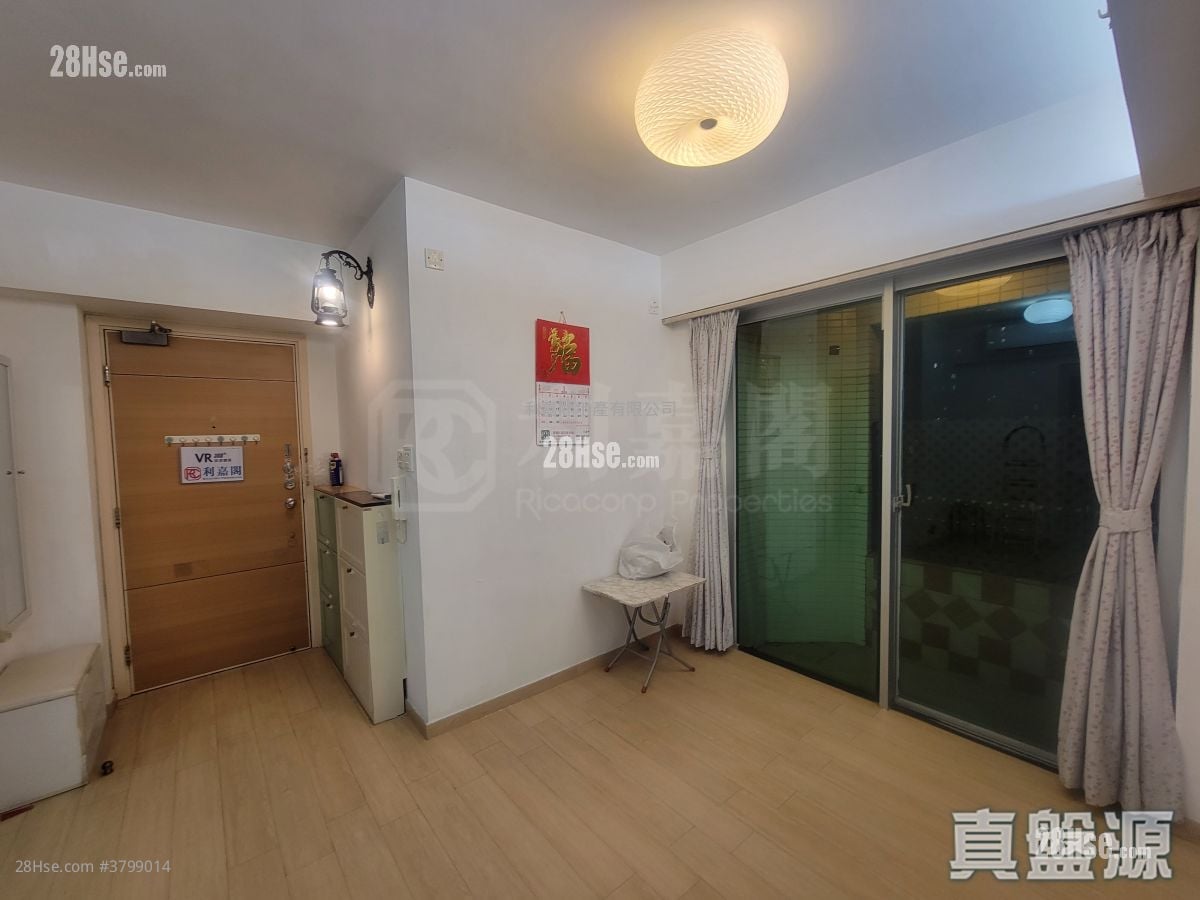 Metro Harbour View Rental 2 Bedrooms , 1 Bathroom 414 ft²