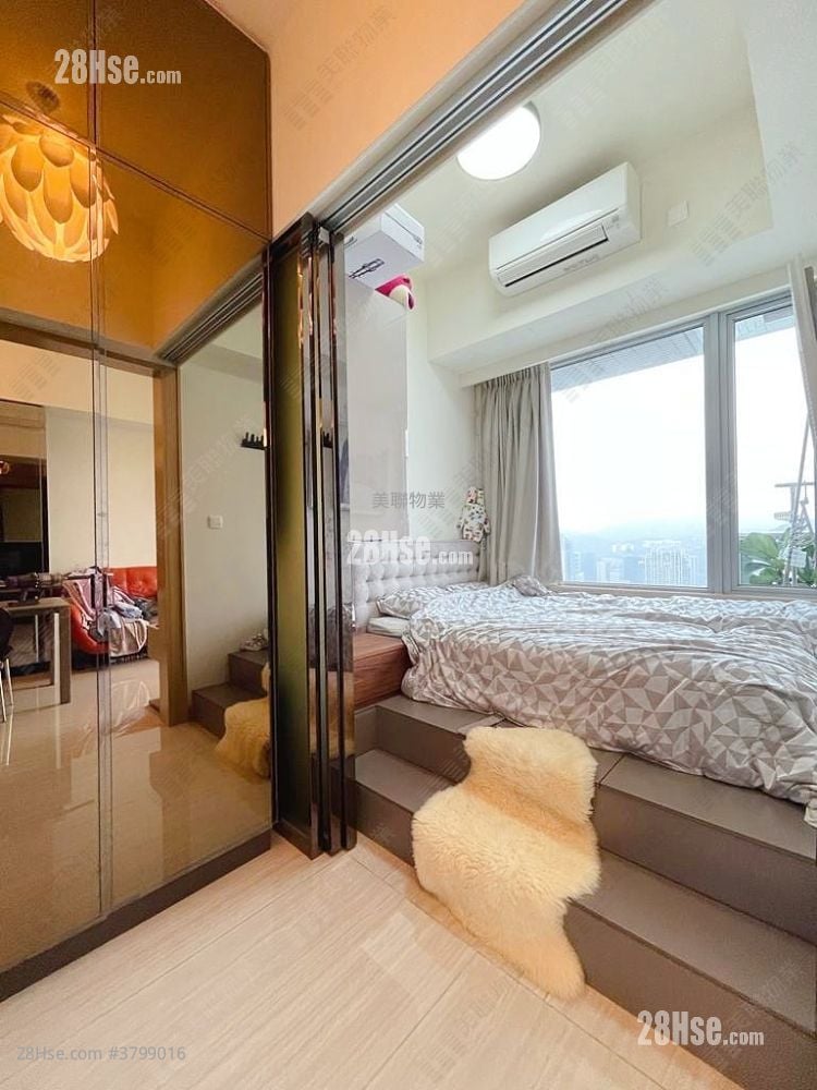 Cullinan West Sell 1 Bedroom , 1 Bathroom 352 ft²