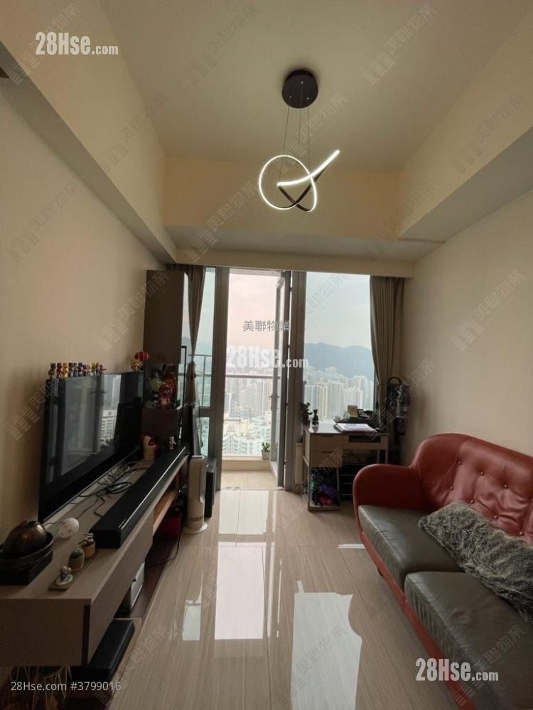 Cullinan West Sell 1 Bedroom , 1 Bathroom 352 ft²