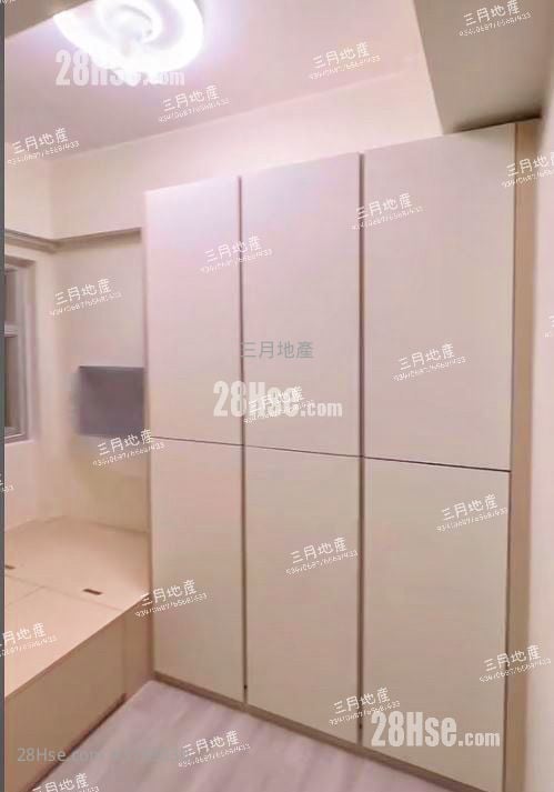 Golden Mansion Sell 4 Bedrooms , 4 Bathrooms 634 ft²