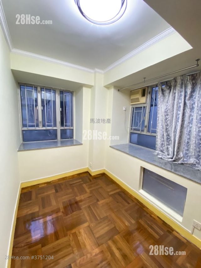 Tak Bo Garden Rental 2 Bedrooms , 1 Bathroom 382 ft²