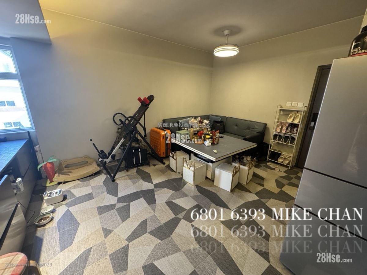 仁安大厦 售盘 5+ 房 , 3 浴室 859 平方尺