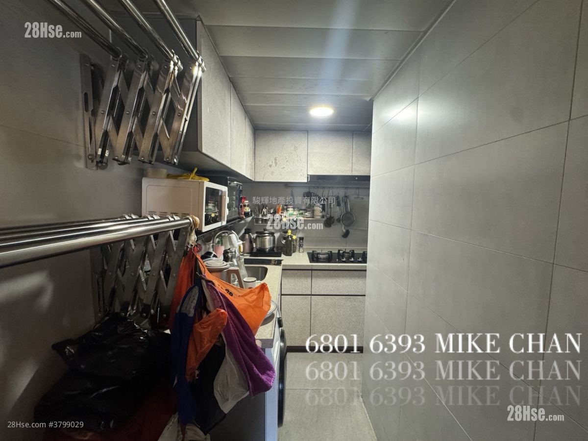 仁安大厦 售盘 5+ 房 , 3 浴室 859 平方尺