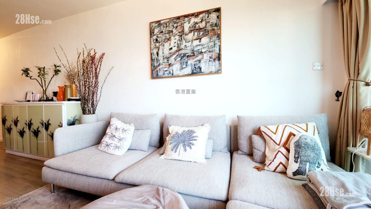 Park Island Sell 5+ Bedrooms , 3 Bathrooms 837 ft²