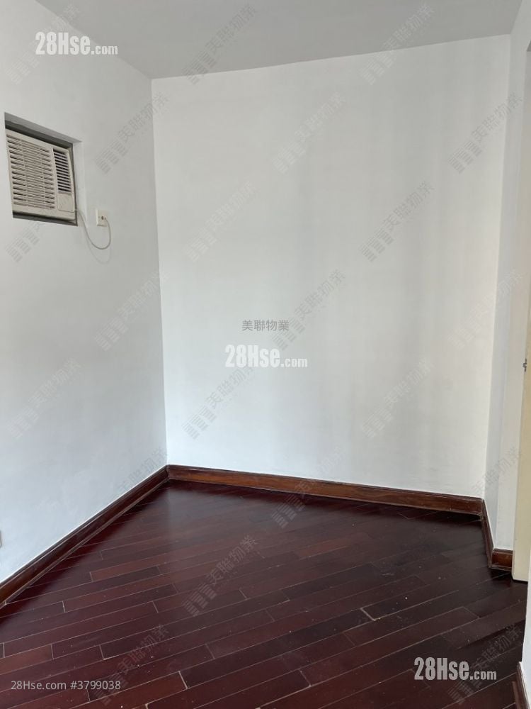 Tseung Kwan O Plaza Sell 2 Bedrooms , 1 Bathroom 441 ft²