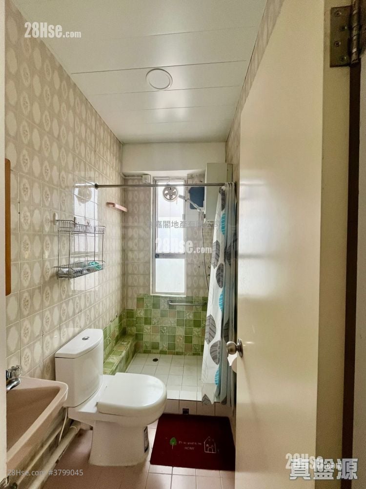 Ngan Fai  Building Sell 1 Bedroom 255 ft²