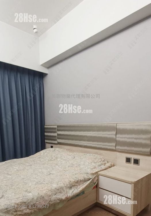 The Parkville Sell 4 Bedrooms , 2 Bathrooms 843 ft²