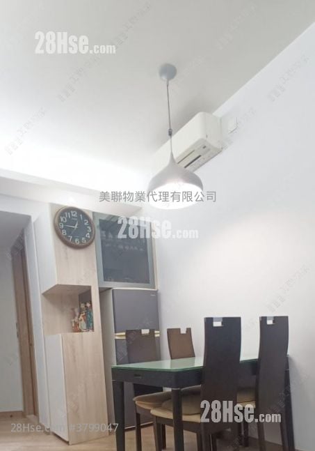 The Parkville Sell 4 Bedrooms , 2 Bathrooms 843 ft²