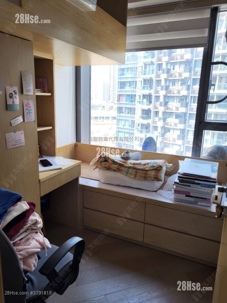 The Wings Rental 4 Bedrooms , 4 Bathrooms 1,009 ft²