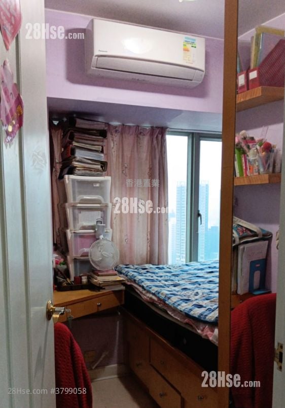 主人房: 凯帆轩 售盘 2 房 , 1 浴室 440 平方尺