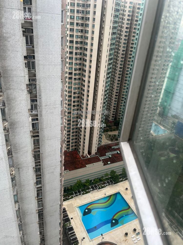 Greenfield Garden Sell 3 Bedrooms , 1 Bathroom 513 ft²