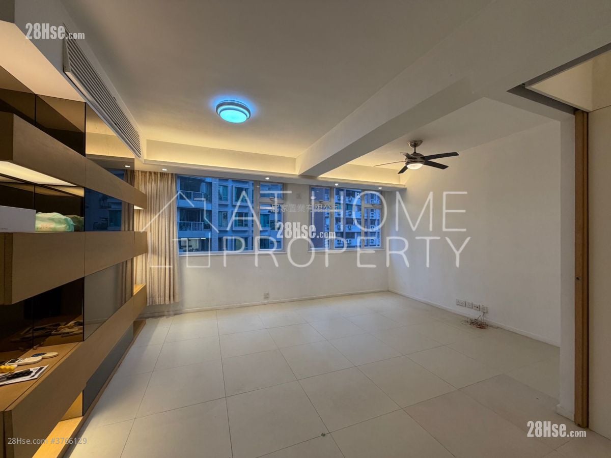 Arts Building Sell 2 Bedrooms , 1 Bathroom 625 ft²