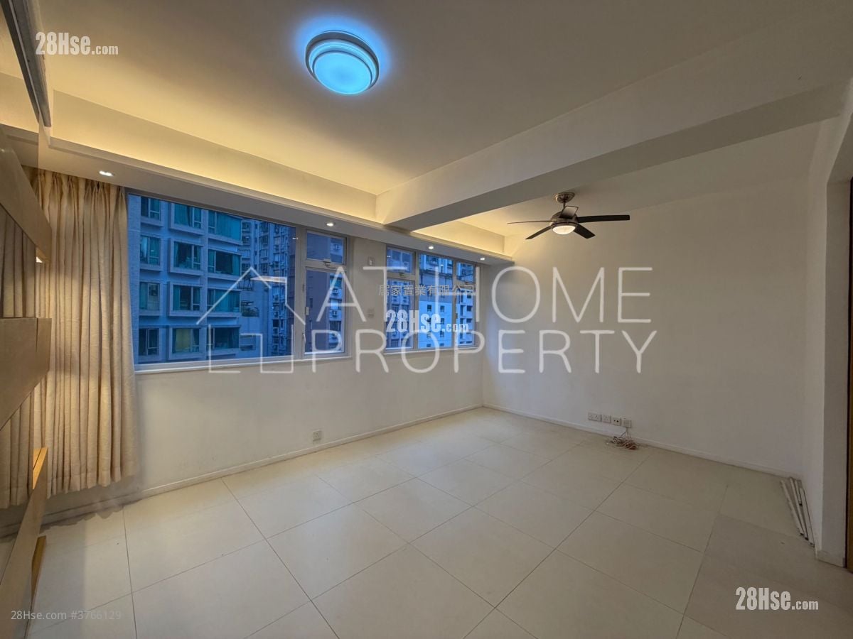 Arts Building Sell 2 Bedrooms , 1 Bathroom 625 ft²