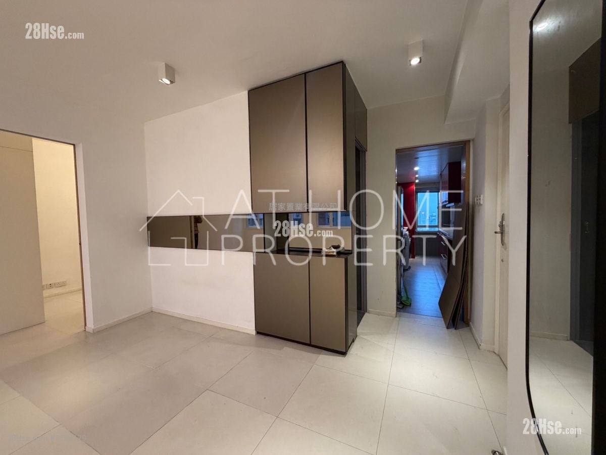 Arts Building Sell 2 Bedrooms , 1 Bathroom 625 ft²