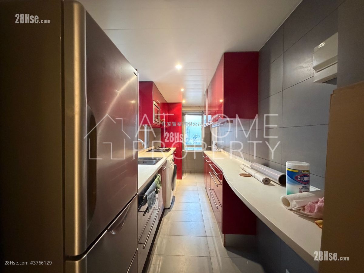 Arts Building Sell 2 Bedrooms , 1 Bathroom 625 ft²