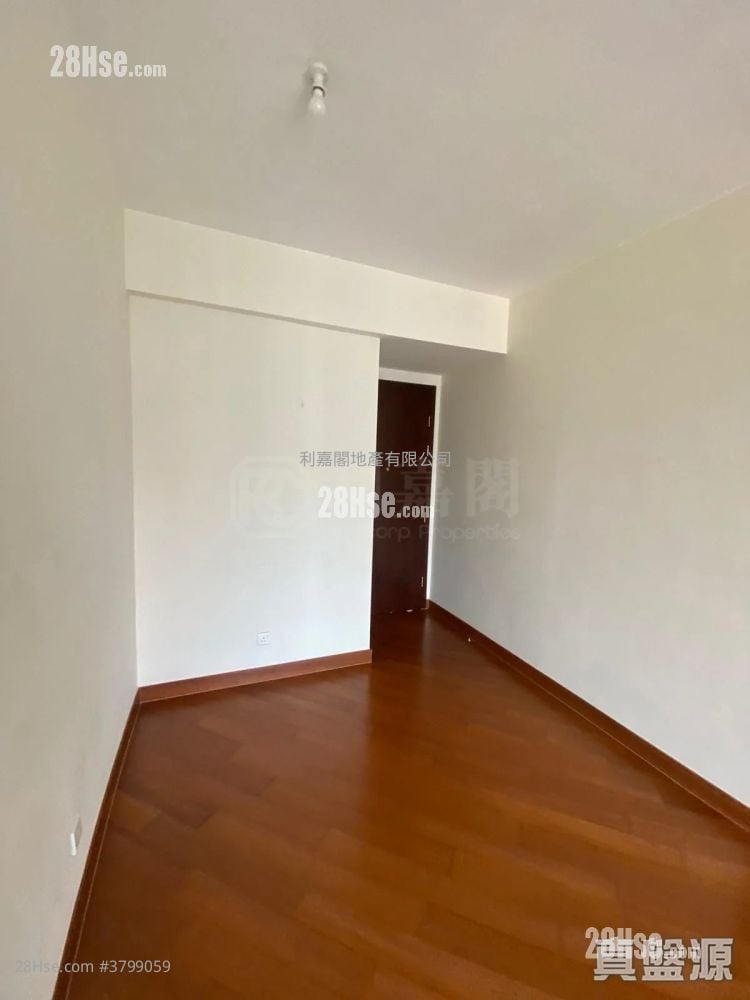 Corinthia By The Sea Sell 2 Bedrooms 586 ft²