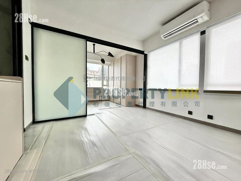 Ying Fai Court Sell 1 Bedroom , 1 Bathroom 447 ft²