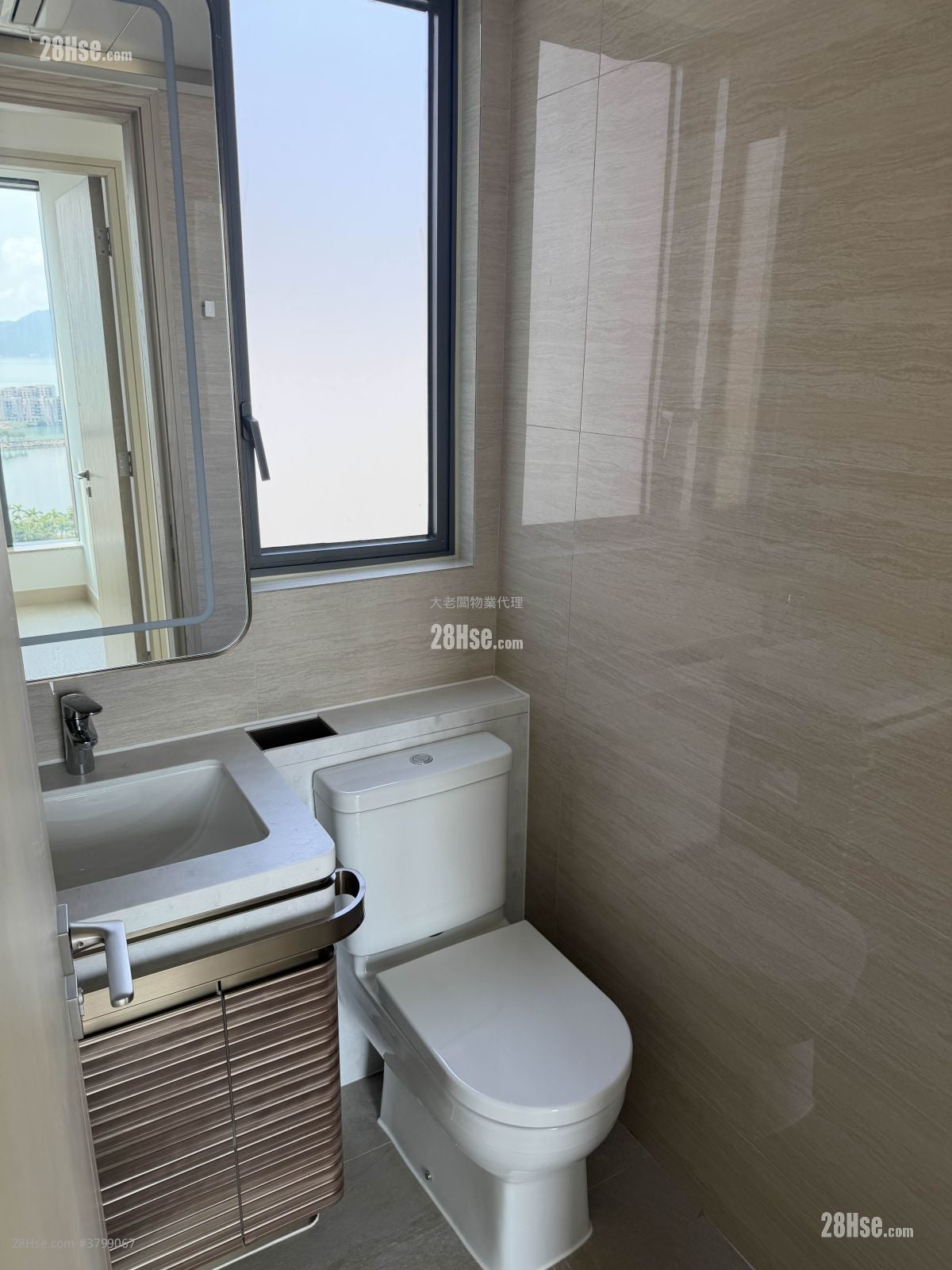 黄金海湾 售盘 3 房 , 2 浴室 653 平方尺