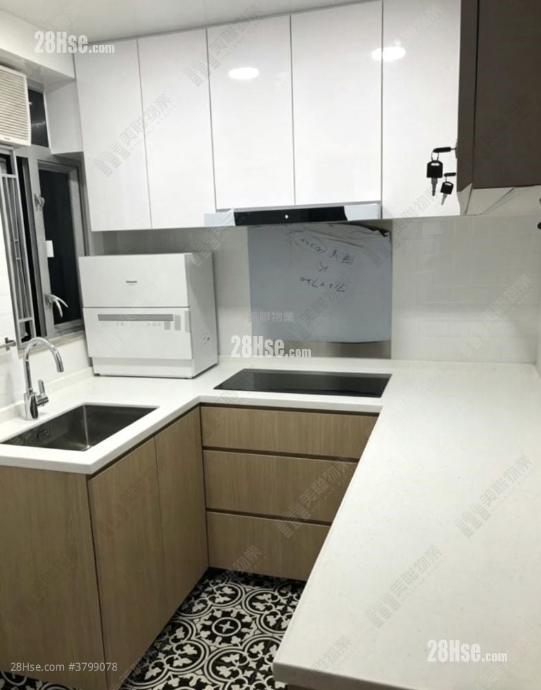 海滨花园 售盘 3 房 583 平方尺