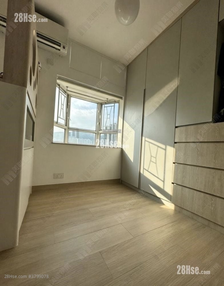 海滨花园 售盘 3 房 583 平方尺