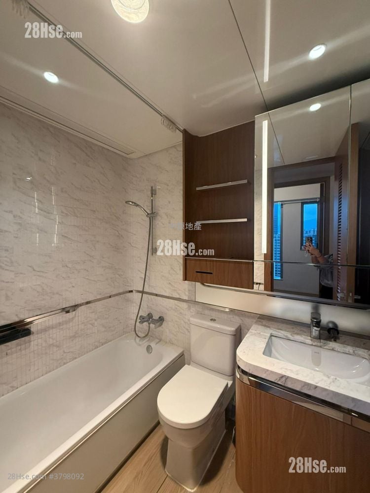 The Pavilia Bay Sell 2 Bedrooms , 1 Bathroom 499 ft²