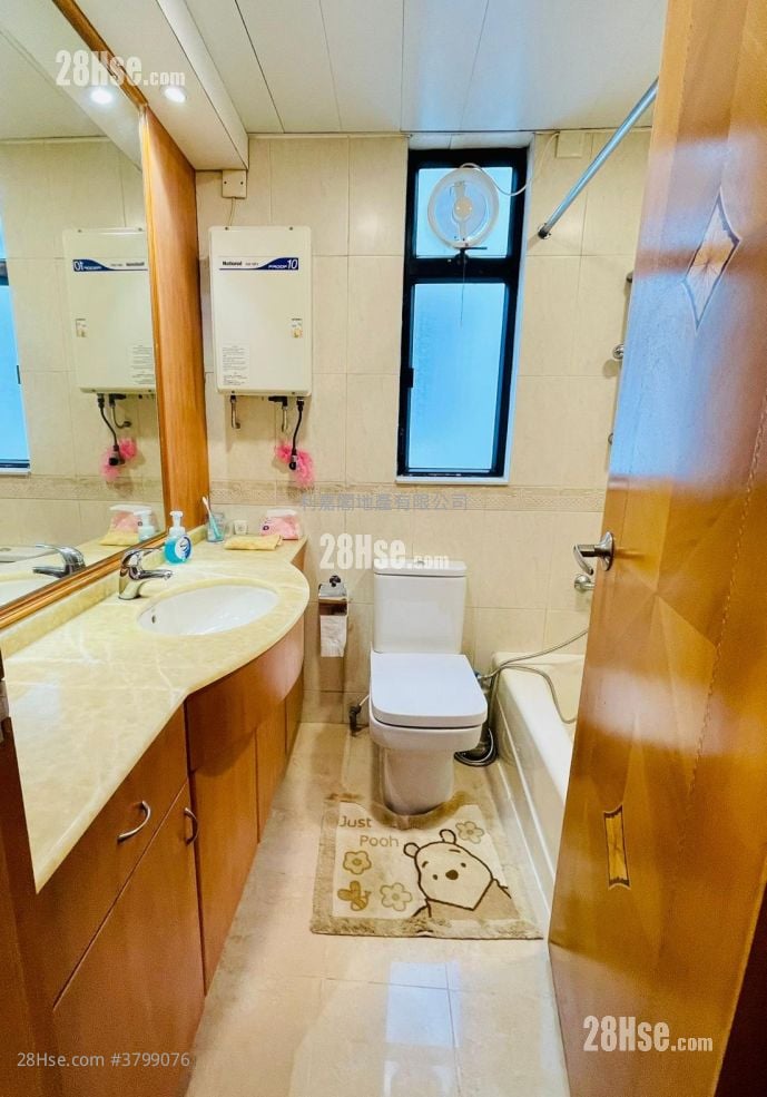 Heng Fa Chuen Sell 3 Bedrooms , 2 Bathrooms 643 ft²