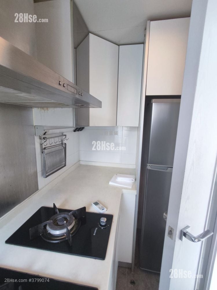 一号西九龙 售盘 2 房 , 1 浴室 521 平方尺