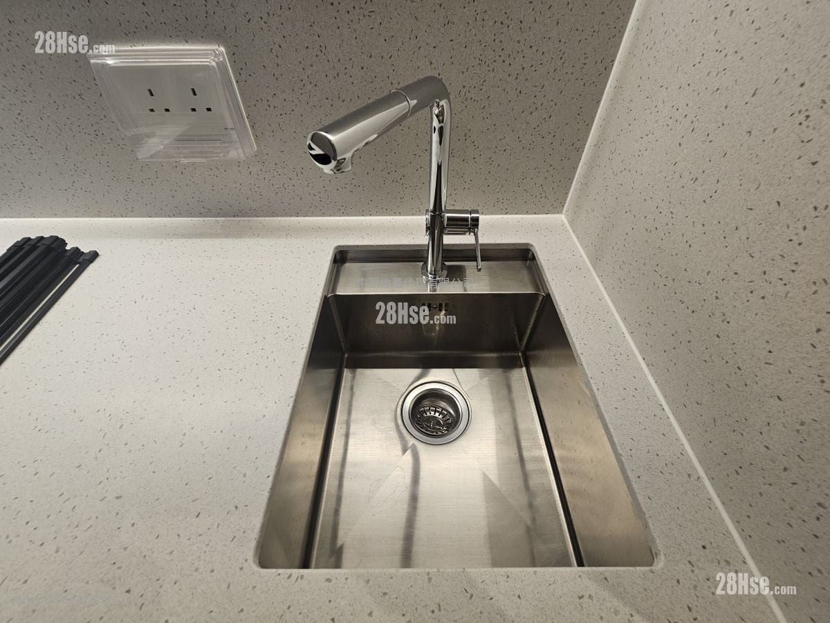 The Paddington Rental 2 Bedrooms , 1 Bathroom 365 ft²