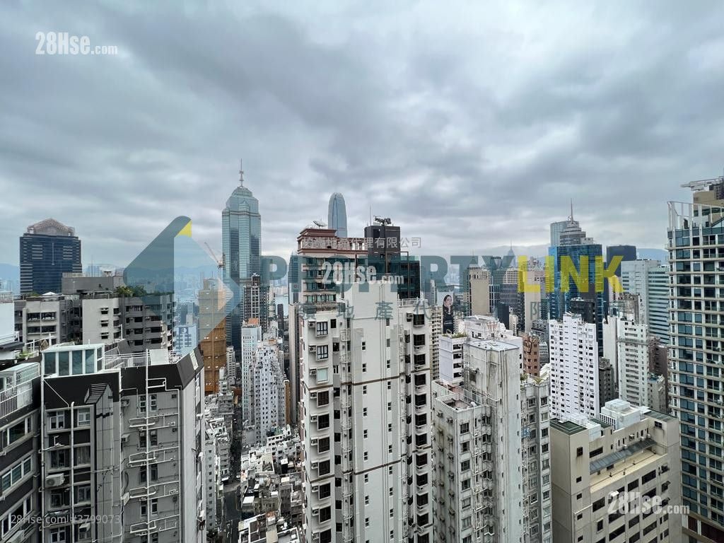 Ying Fai Court Sell 1 Bedroom , 1 Bathroom 447 ft²