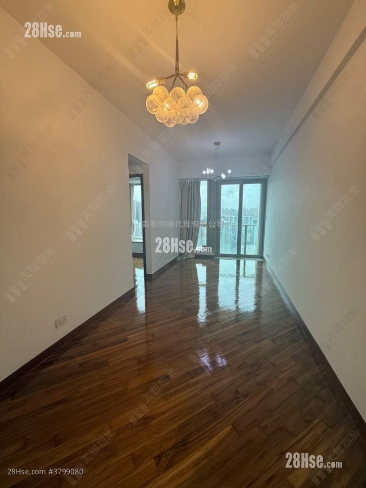 The Coronation Sell 2 Bedrooms 601 ft²