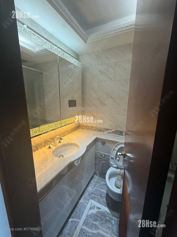 The Coronation Sell 2 Bedrooms 601 ft²