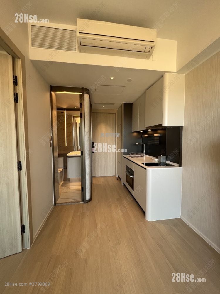 One Innovale 售盘 1 房 , 1 浴室 320 平方尺