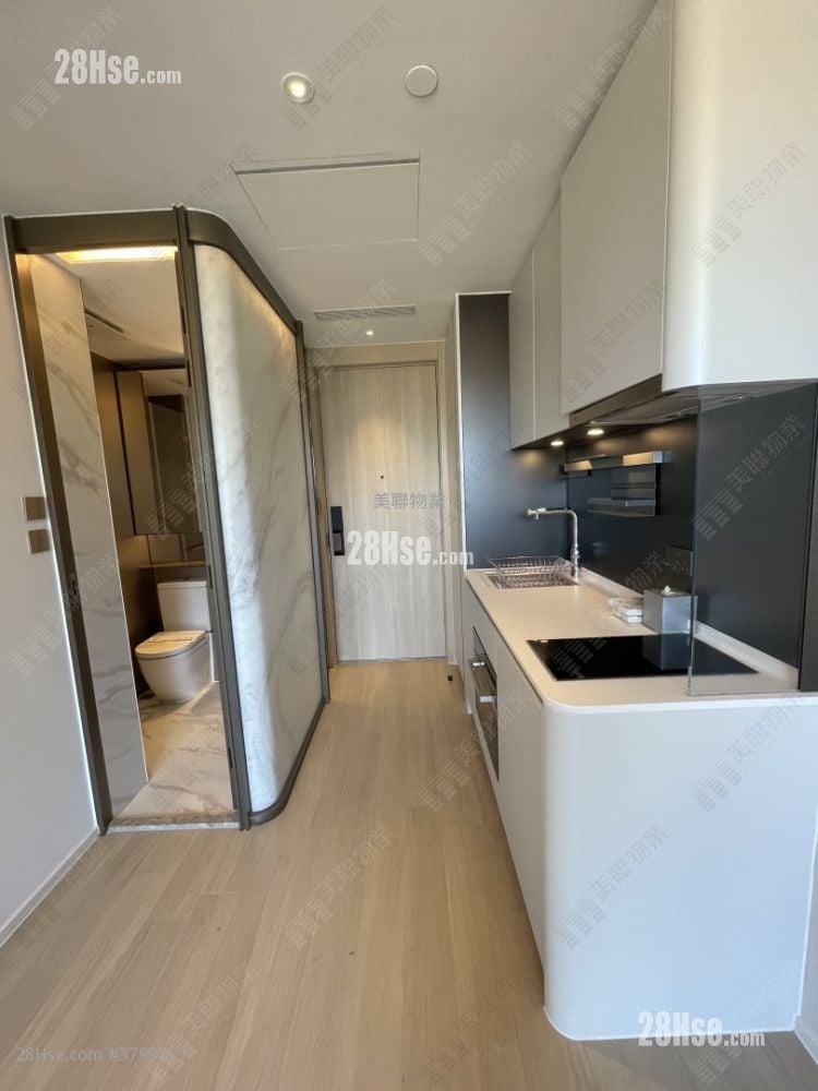 One Innovale 售盘 1 房 , 1 浴室 320 平方尺