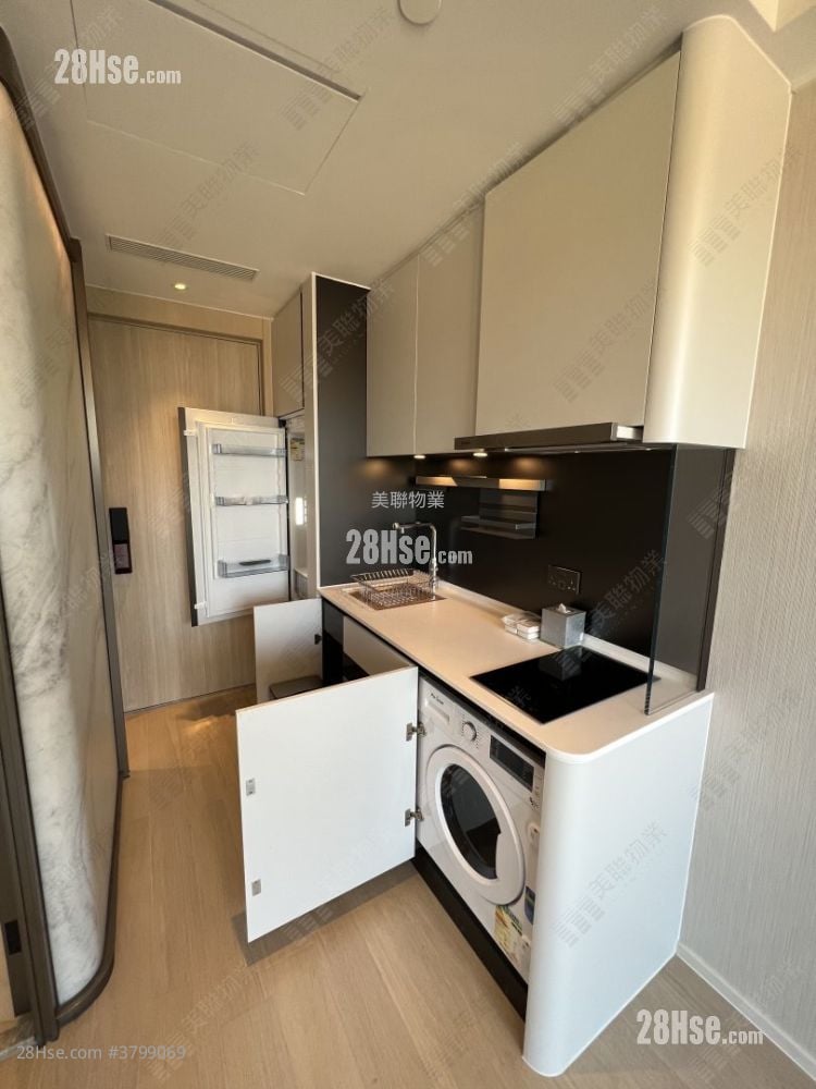 One Innovale 售盘 1 房 , 1 浴室 320 平方尺