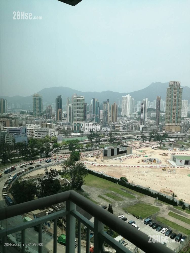 Sky Tower Sell 2 Bedrooms , 1 Bathroom 478 ft²