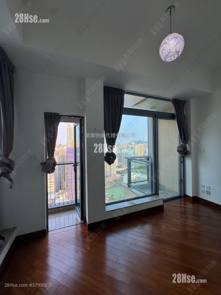 Park Summit Sell 274 ft²