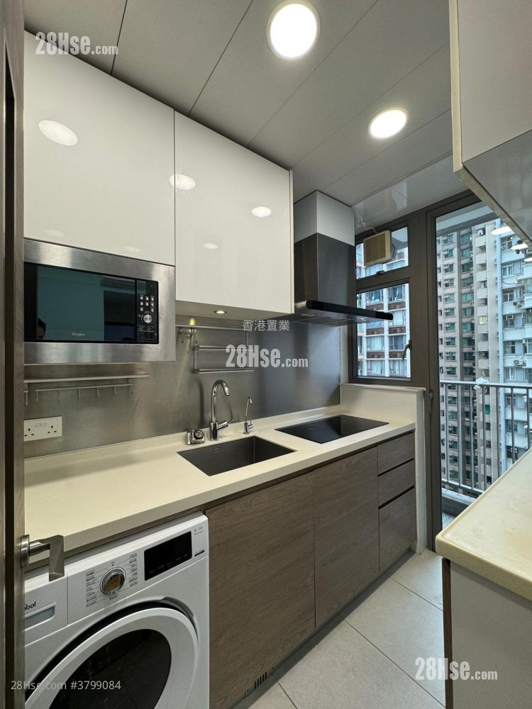 Heya Crystal Sell 2 Bedrooms , 1 Bathroom 502 ft²