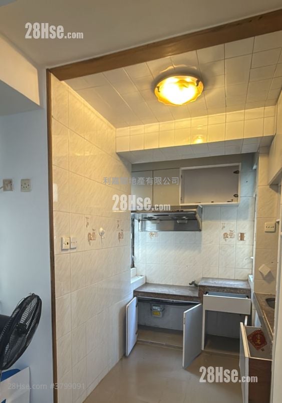 Wai Ching Court Sell 1 Bedroom , 1 Bathroom 270 ft²