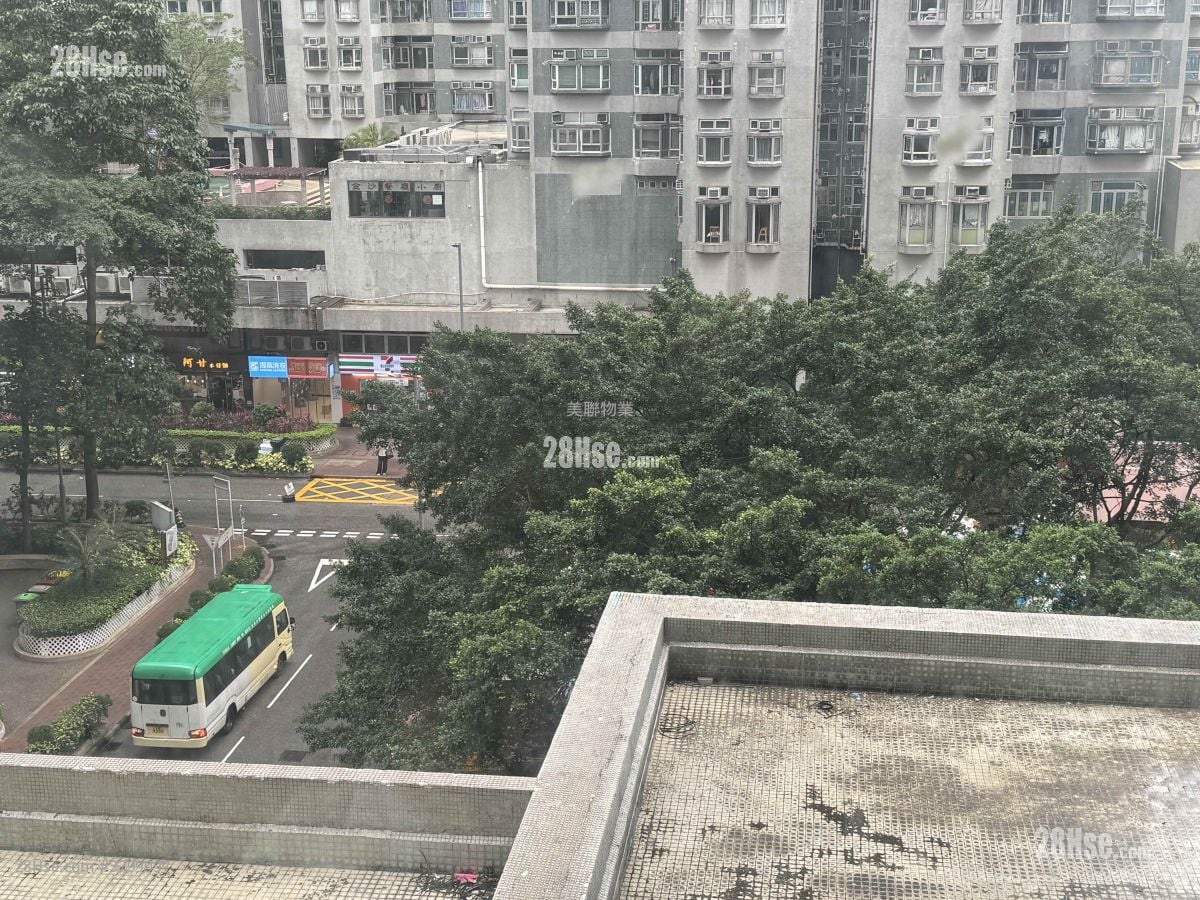 海滨花园 售盘 3 房 700 平方尺