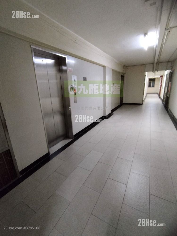 Tonglow Building Sell 2 Bedrooms , 1 Bathroom 394 ft²