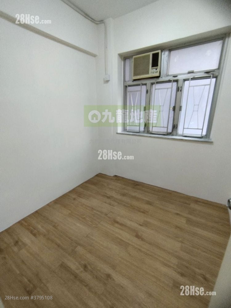 Tonglow Building Sell 2 Bedrooms , 1 Bathroom 394 ft²