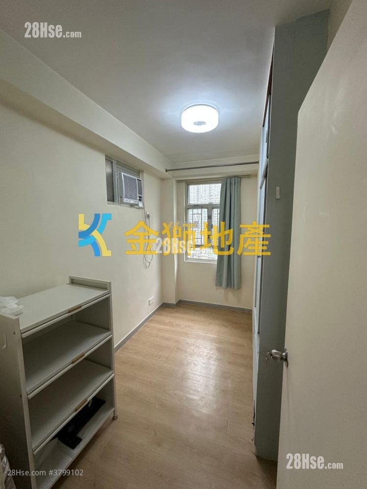 云叠花园 租盘 2 房 428 平方尺