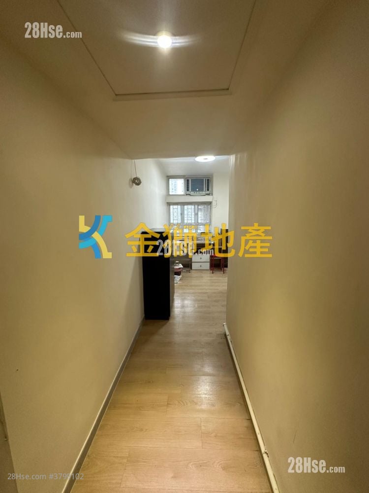 云叠花园 租盘 2 房 428 平方尺