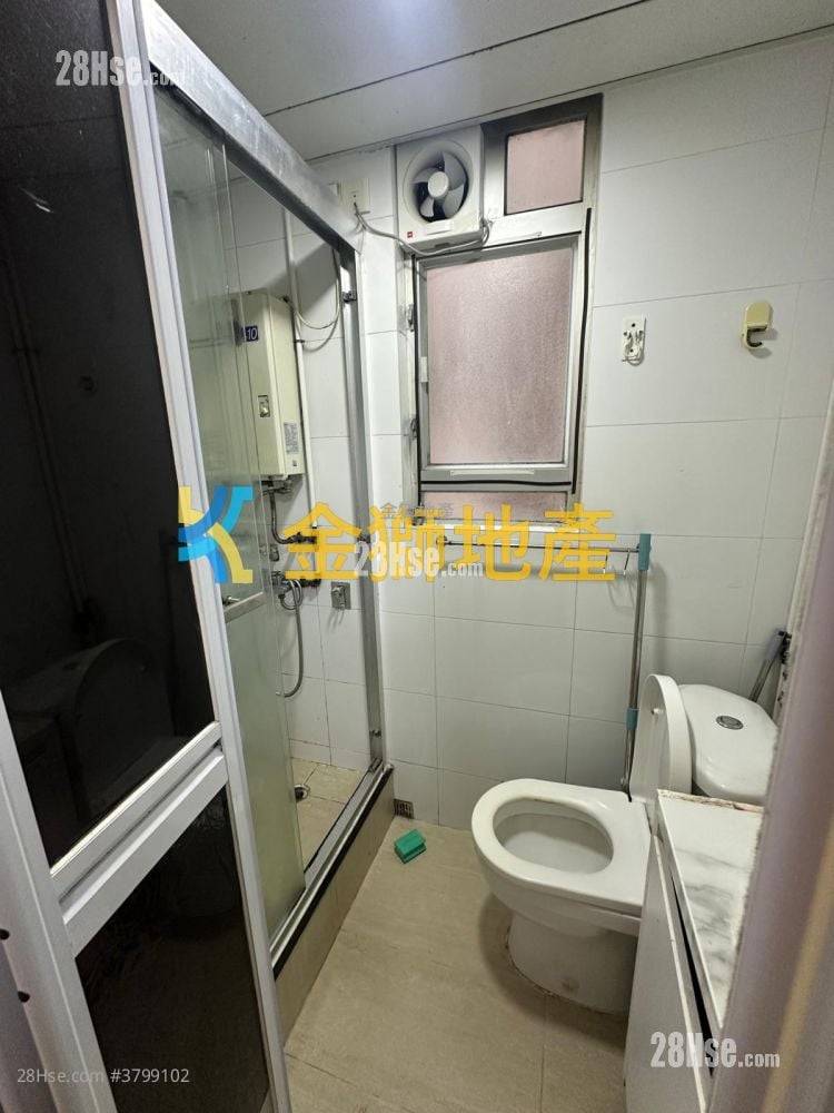 云叠花园 租盘 2 房 428 平方尺