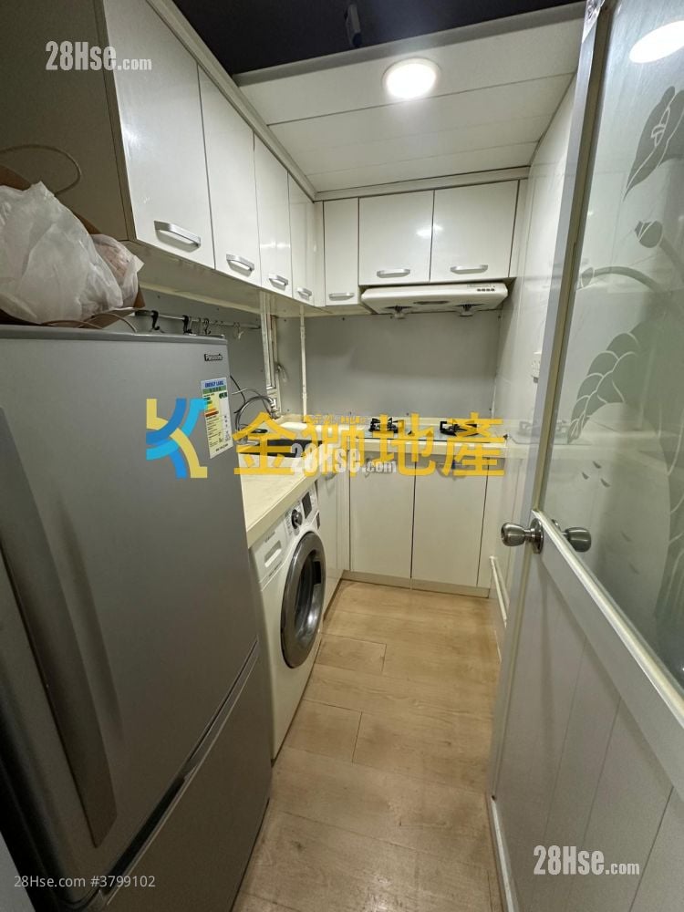 云叠花园 租盘 2 房 428 平方尺