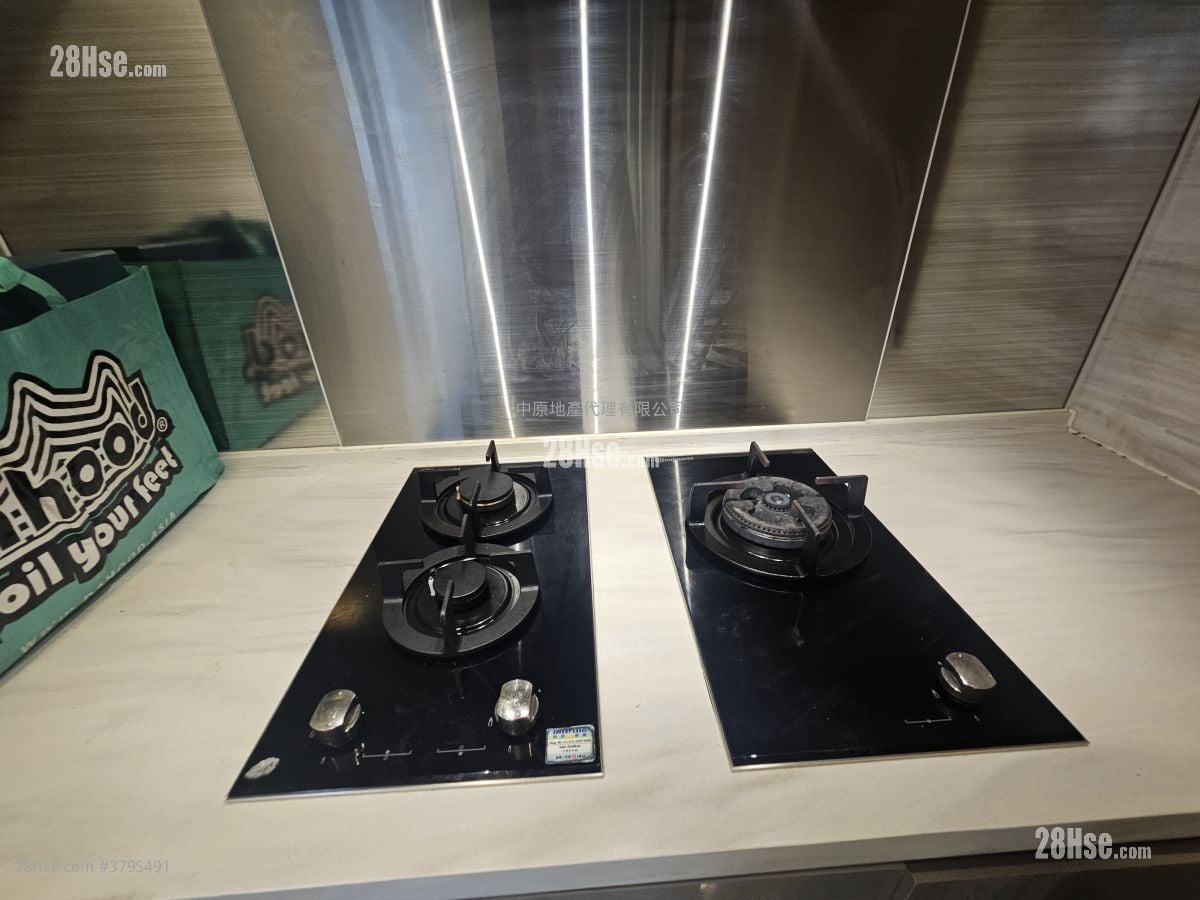 爱海颂 租盘 2 房 , 1 浴室 477 平方尺