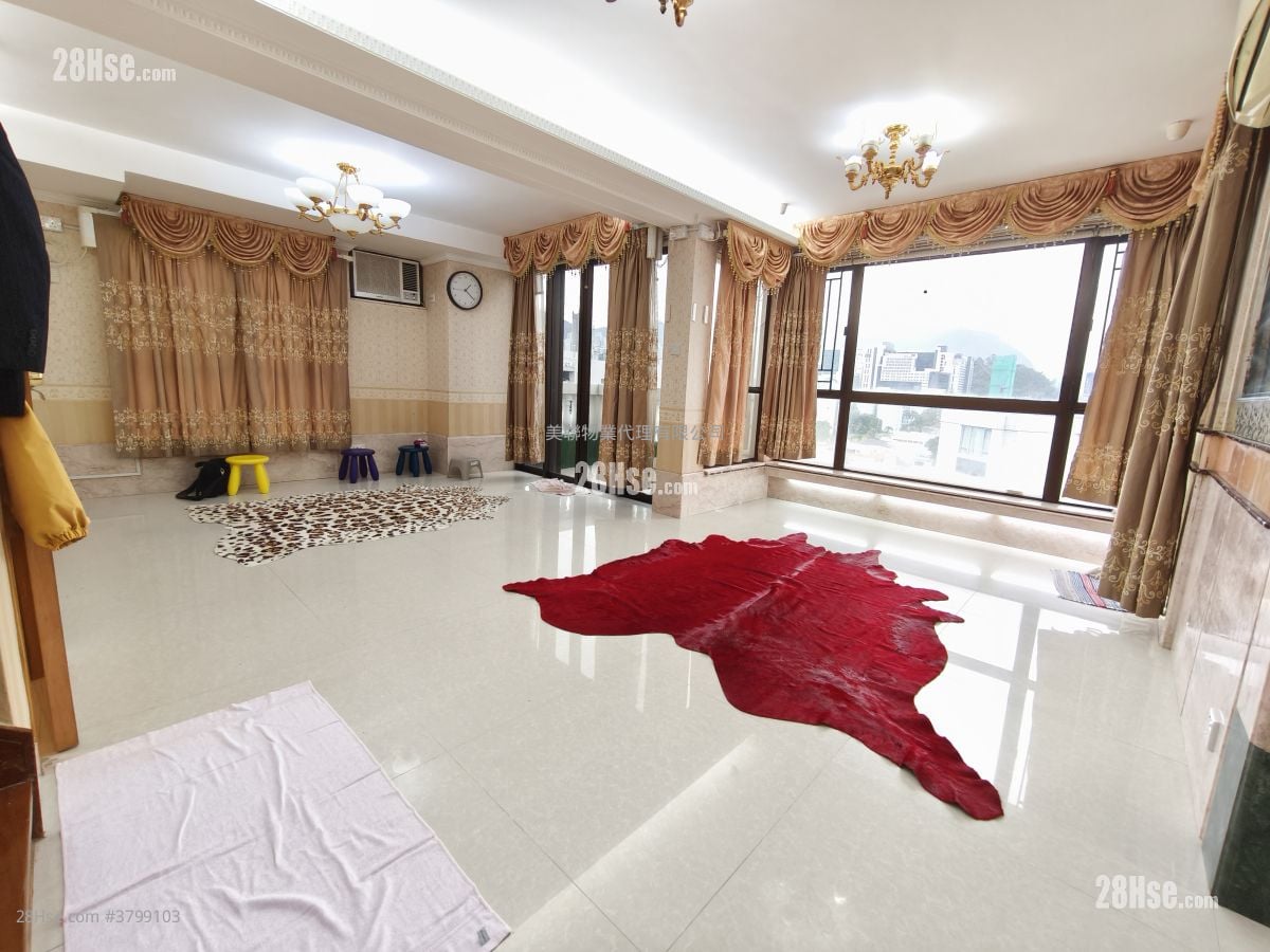 又一居 售盘 3 房 , 3 浴室 1,072 平方尺